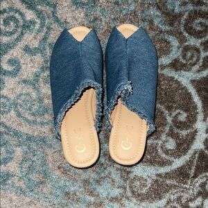 Denim wedge shoes